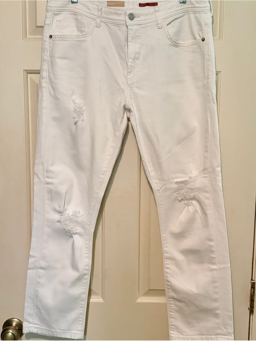Anthropologie Pilcro Brand White Distressed Slim Jeans
